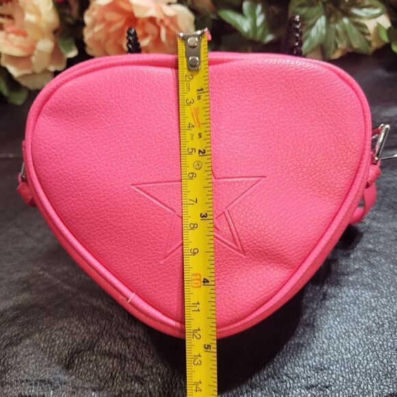 New Jeffree Star Valentines Mystery Bag 2022 - Picture 4 of 11
